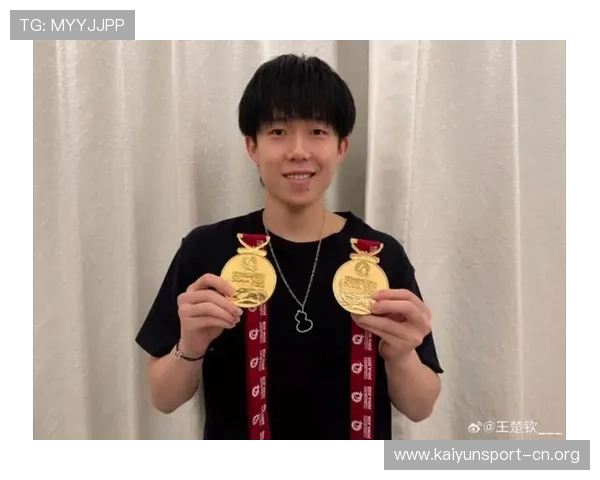 王楚钦谈世乒赛男单冠军的意义:突破自我与继承乒乓精神 王楚钦谈世乒赛男单冠军的意义:突破自我与继承乒乓精神