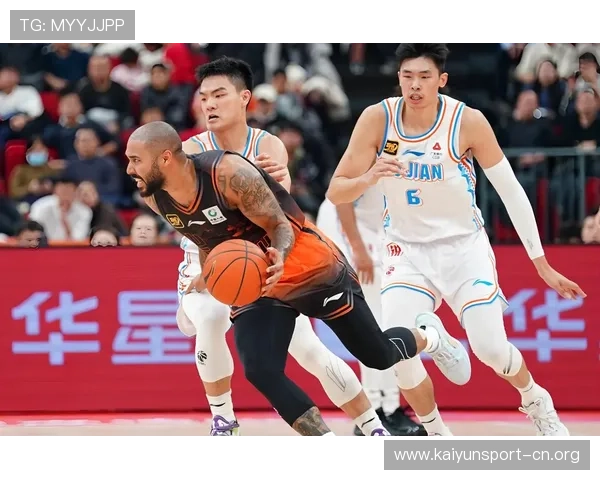 连续两场惨败CBA争冠热门被打回原形豪华投入恐最终沦为空谈局